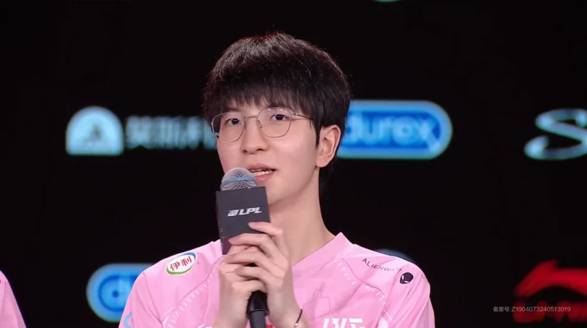 BLG vs TES季后赛赛果_BLG晋级S14世界赛分析_blg elk