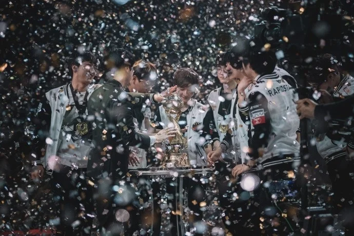 skt1_英雄联盟SKT T1MSI冠军_英雄联盟七年荣耀时刻