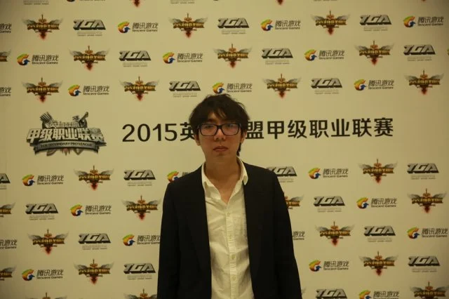 克里斯 执教 NewBee 教练_NewBee LSPL 资格 买下_newbeepe